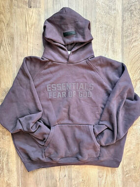 Essentials Fear of God Essentials Pullover Hoodie in Maroon, XL